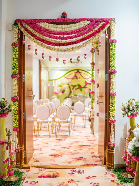 Latest pelli door decoration designs with flowers