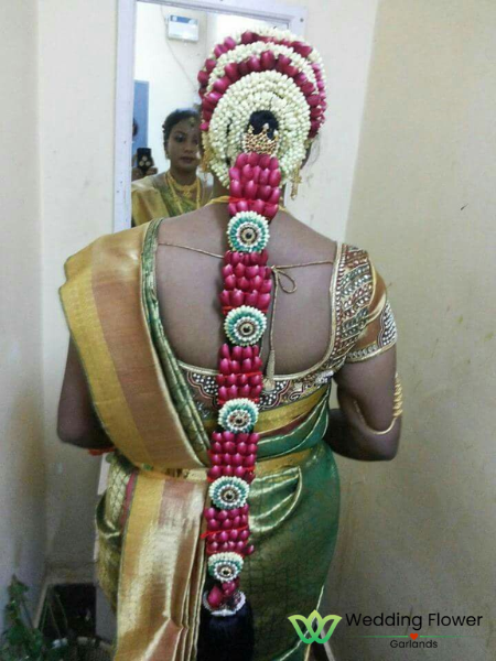 Traditional pelli jadalu in hyderabad